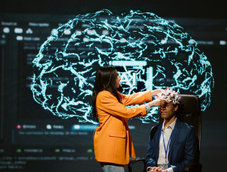 neuroscientist does demonstration at ai forum in f 2025 02 19 23 04 32 utc