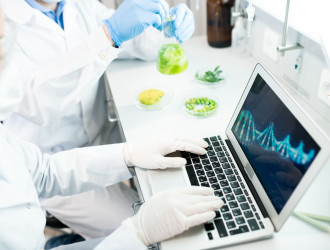 scientists surveying computer model of food dna 2023 11 27 05 07 45 utc Grande